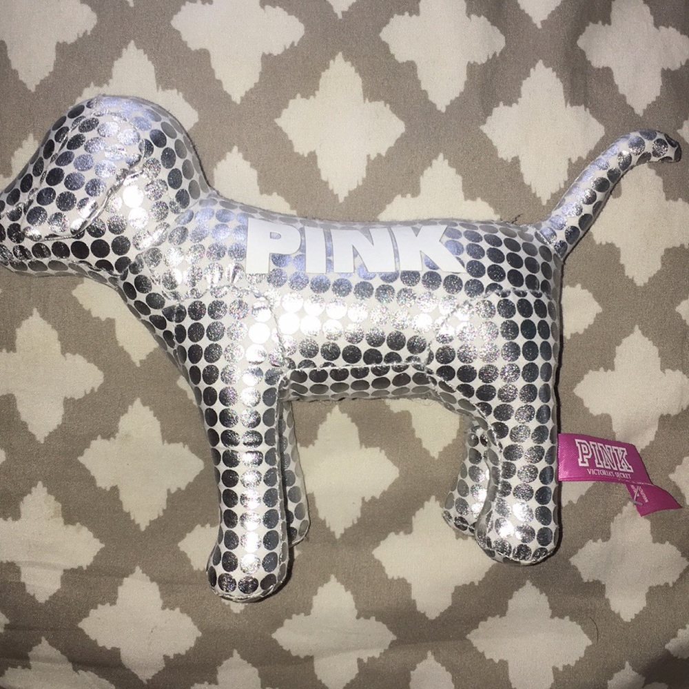 VS PINK Dog